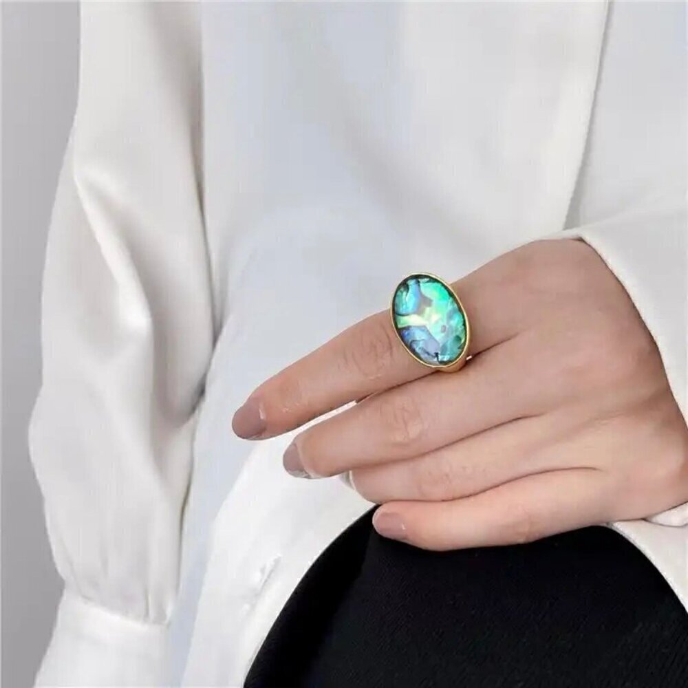 NWT Statement Ring Sz. 8 18K Gold Plated Oval Iridescent Abalone Shell - Picture 9 of 10